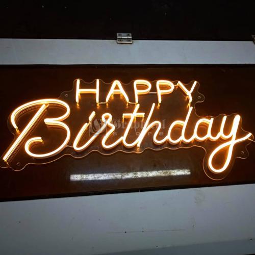 Happy Birthday en Neón Flex
