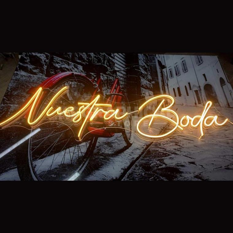 Nuestra Boda M1 en Neon Flex Calido