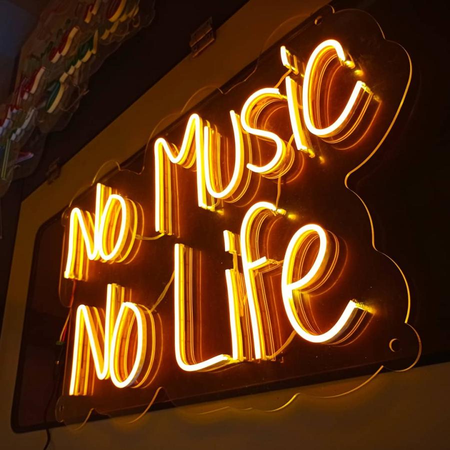 No Music No Life en Neón Flex